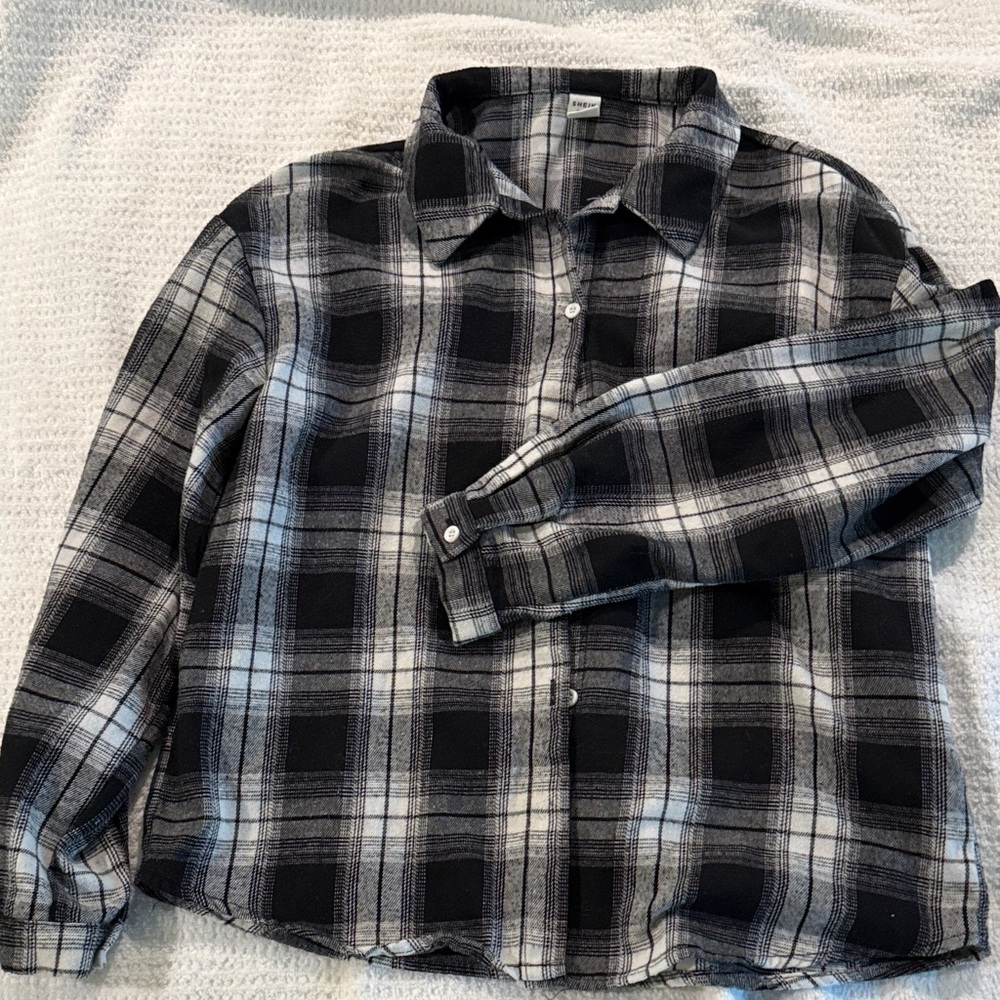 SHEIN Black and White Plaid Kids Shirt